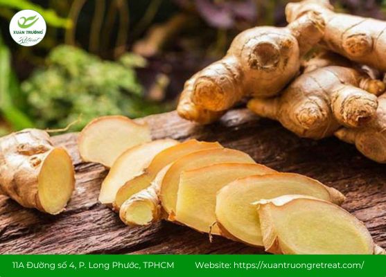 Gừng tươi – thuốc Nam trị tiêu chảy giúp làm ấm bụng, giảm co thắt