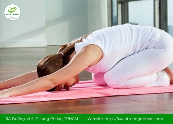 Tư thế đứa trẻ (Balasana) giúp thư giãn sâu, giảm căng thẳng hiệu quả